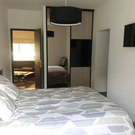 Maison De Caractere 5 Etoiles-location 7 Nuits Minimum Du Samedi Au Samedi בית נופש