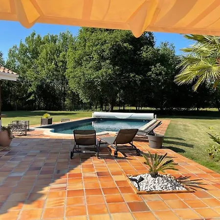 Maison De Caractere 5 Etoiles-location 7 Nuits Minimum Du Samedi Au Samedi Vakantiehuis Vensac